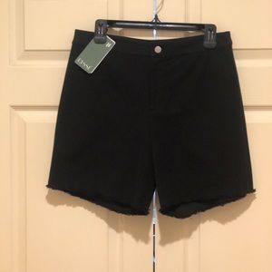 NWOT Lysse spandex raw hem shorts